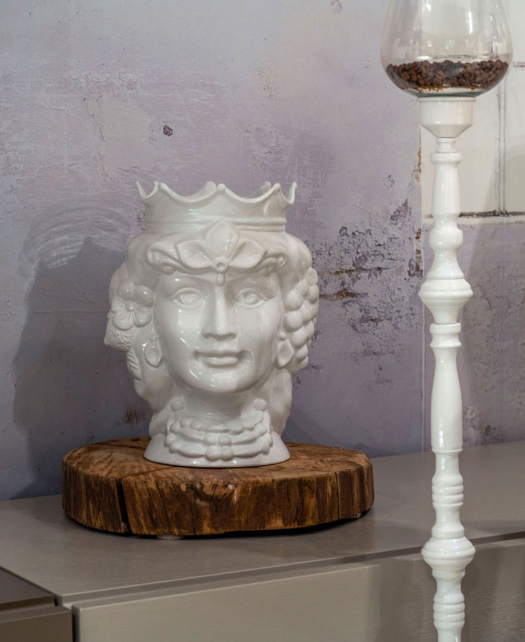 Teste di moro siciliane di ceramica